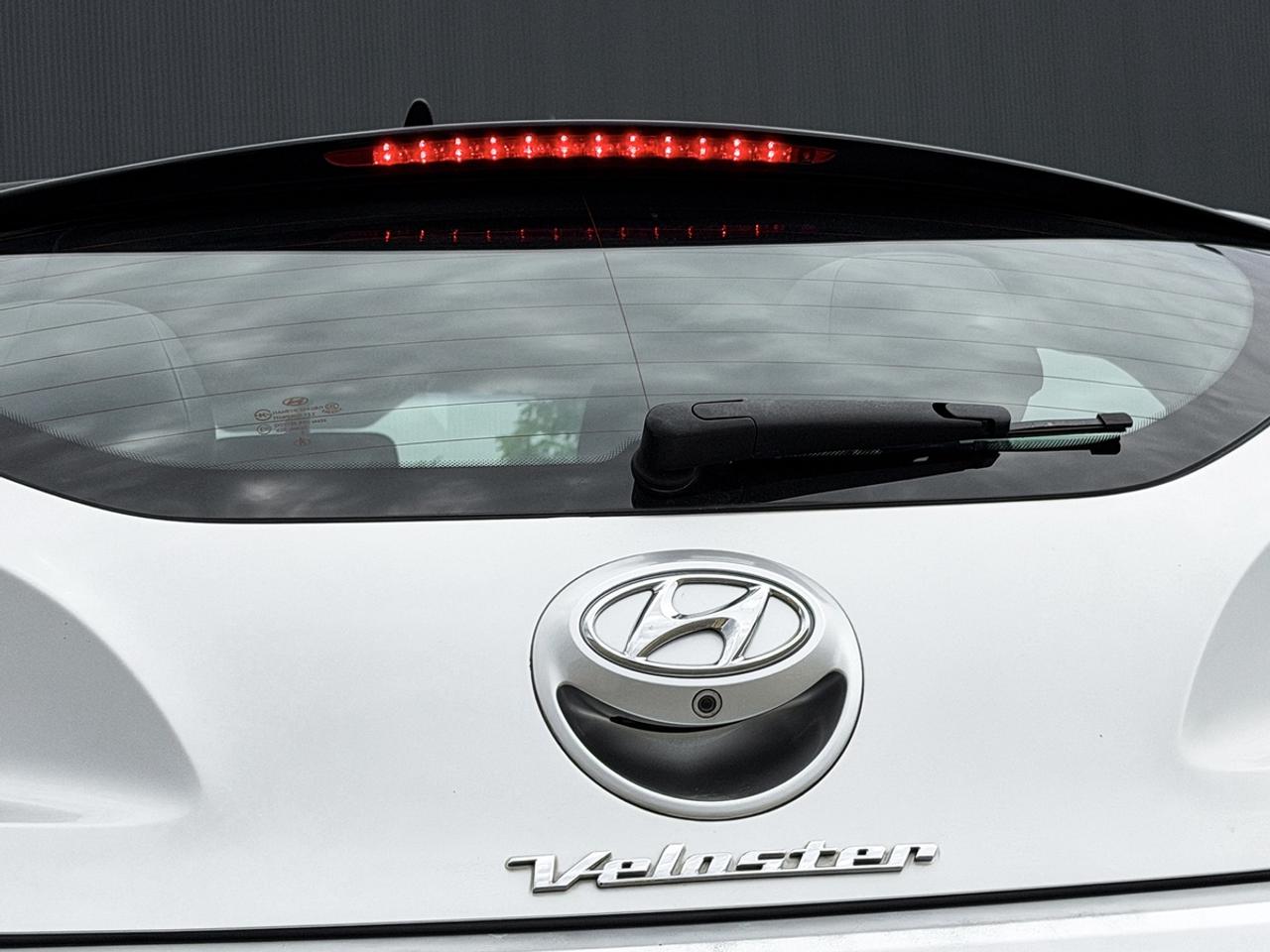 2013 Hyundai Veloster w/Tech pkg Photo