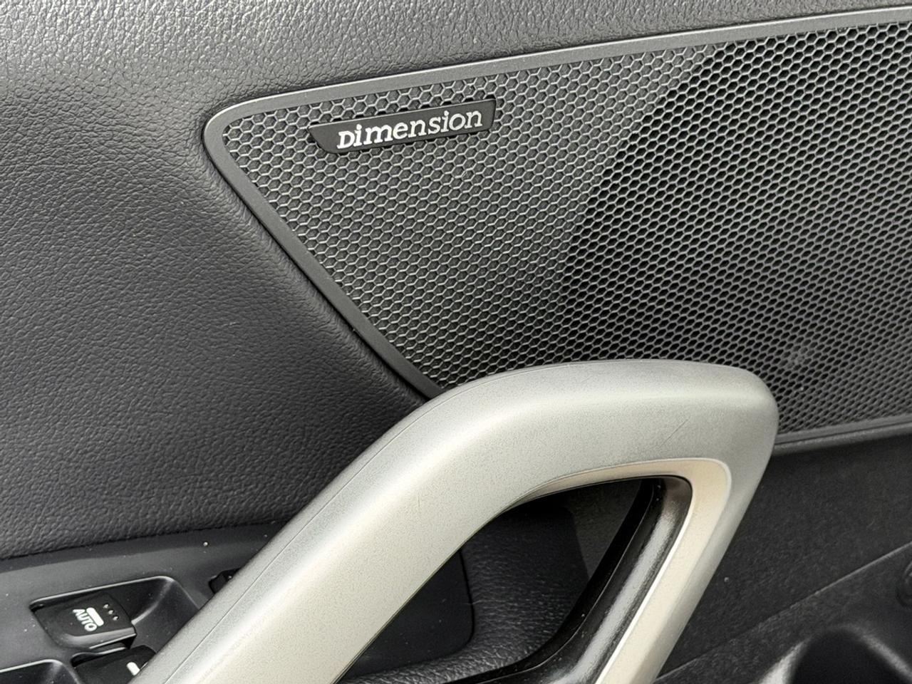 2013 Hyundai Veloster w/Tech pkg Photo