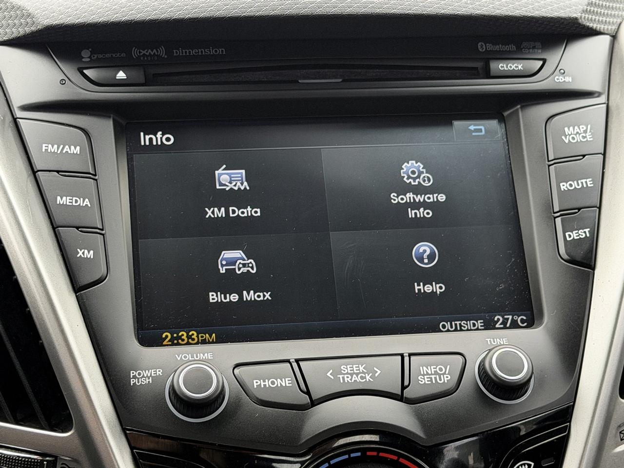 2013 Hyundai Veloster w/Tech pkg Photo
