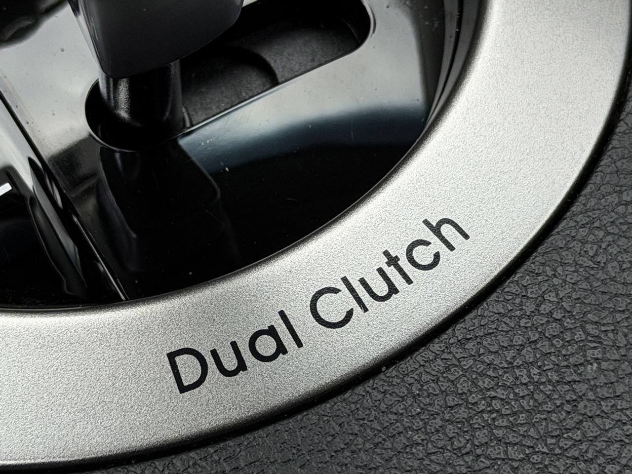 2013 Hyundai Veloster w/Tech pkg Photo
