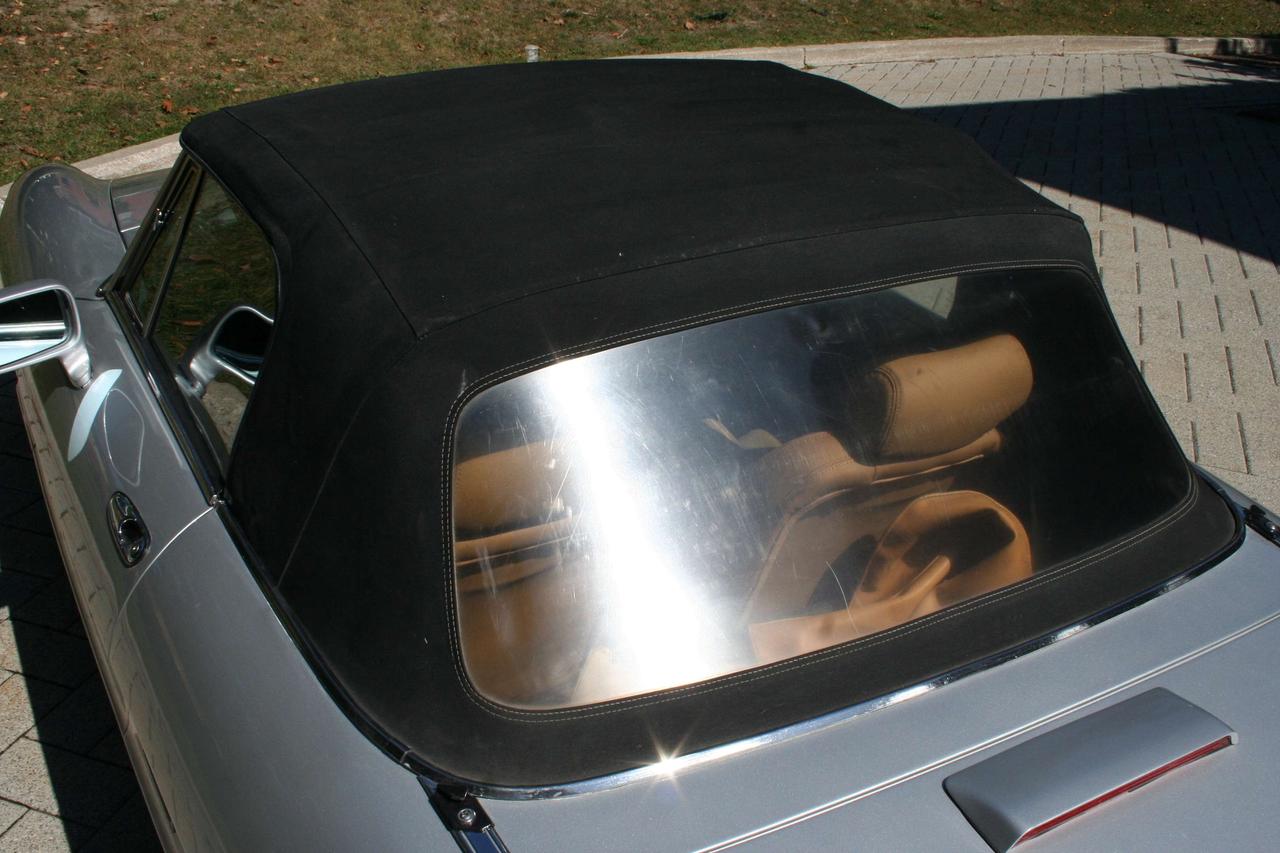 1991 Alfa Romeo Spider Spider Photo