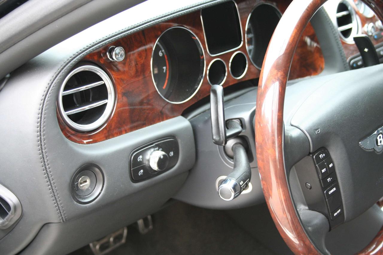 2006 Bentley Flying Spur Others Photo