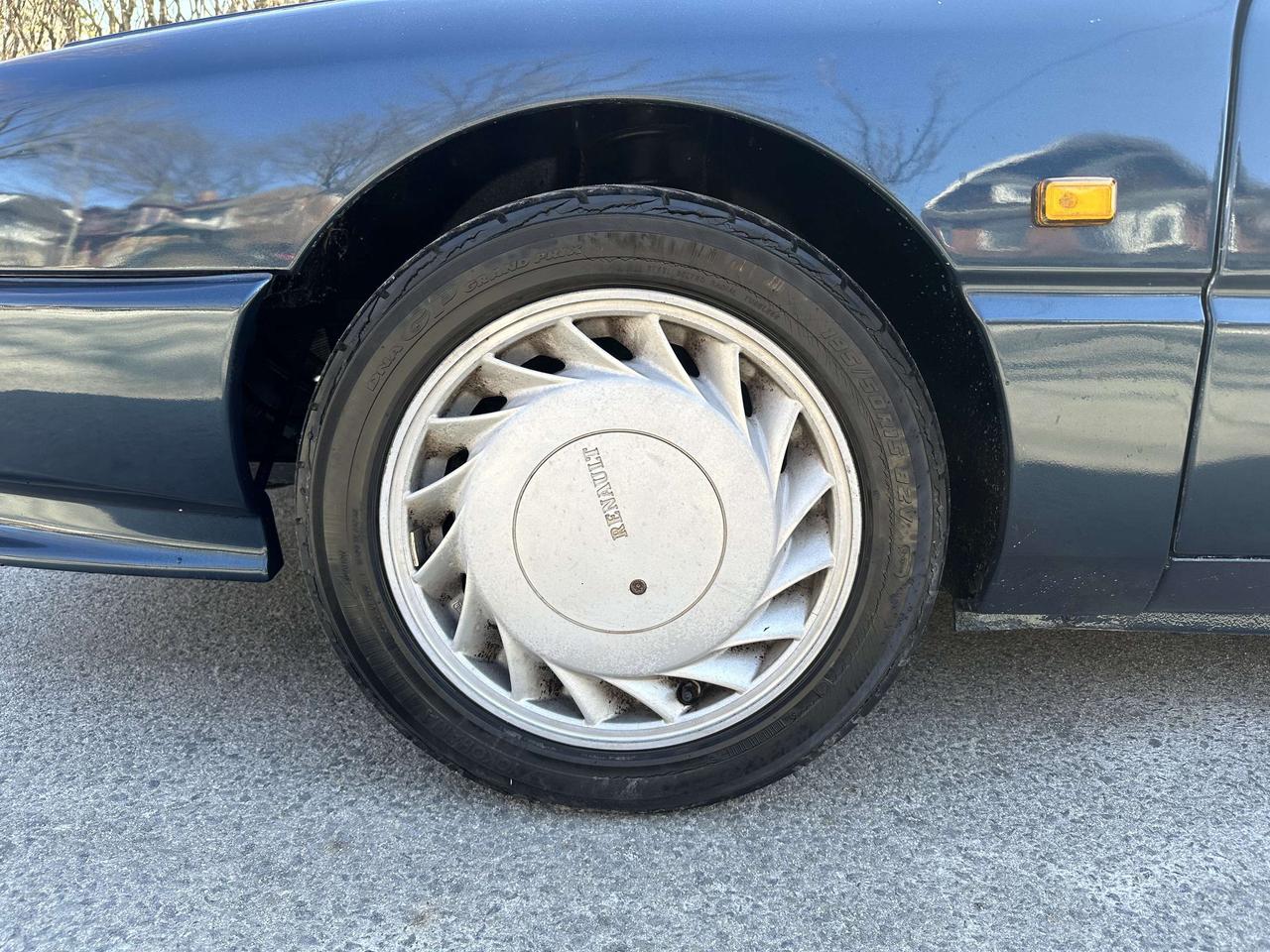 1990 Renault Others  Photo