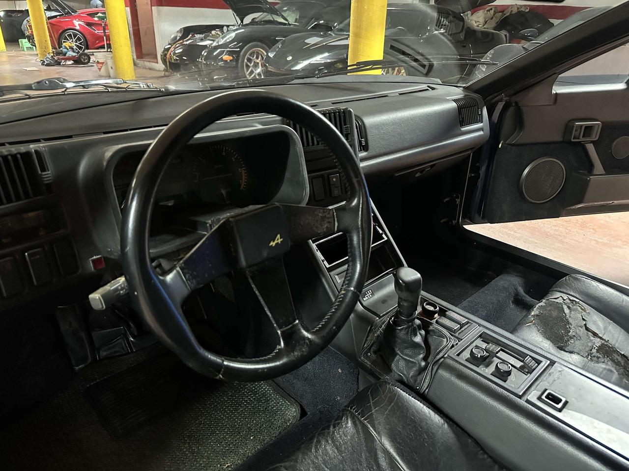 1990 Renault Others  Photo