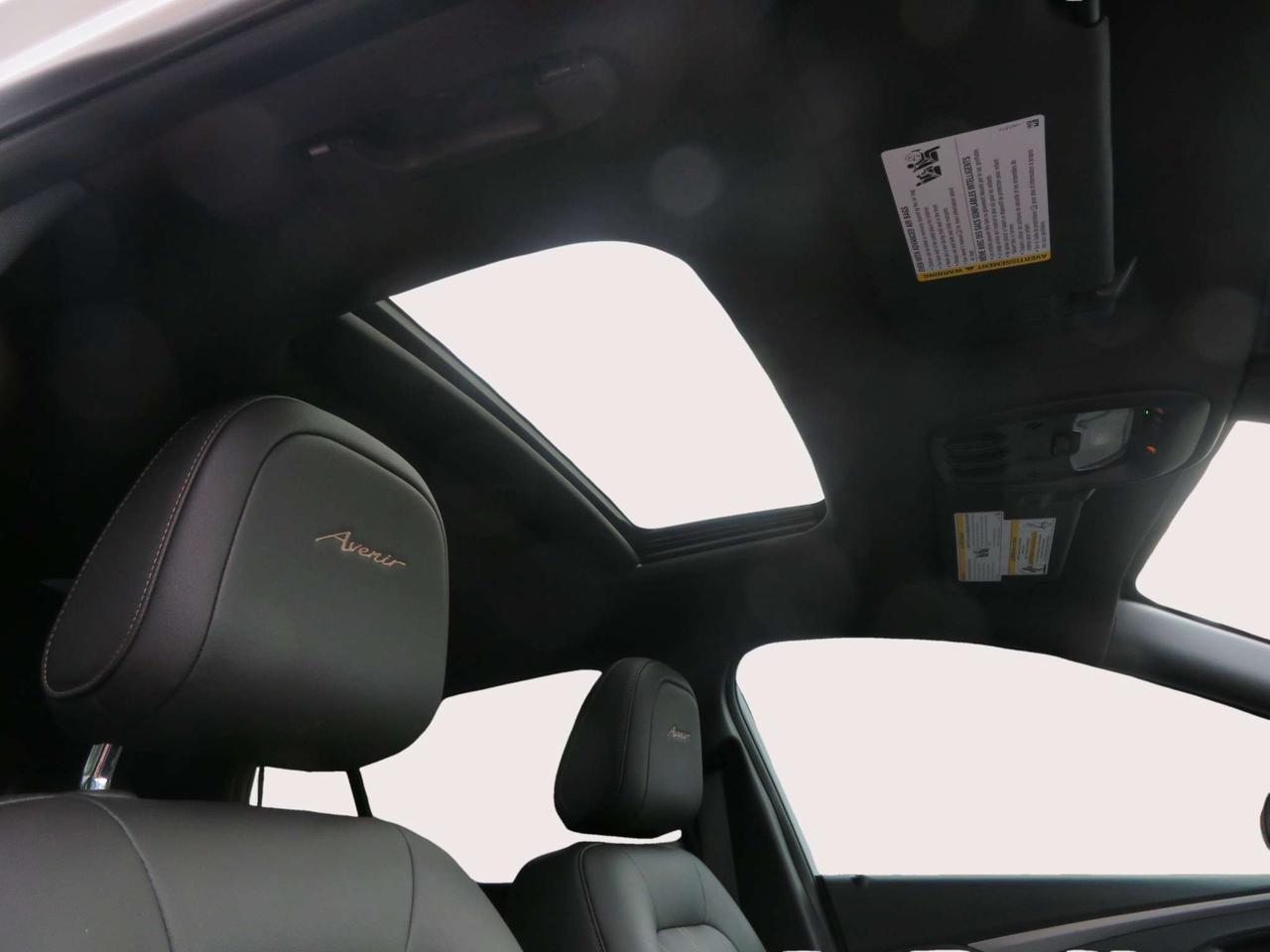 2025 Buick Envista FWD 4dr Avenir Photo