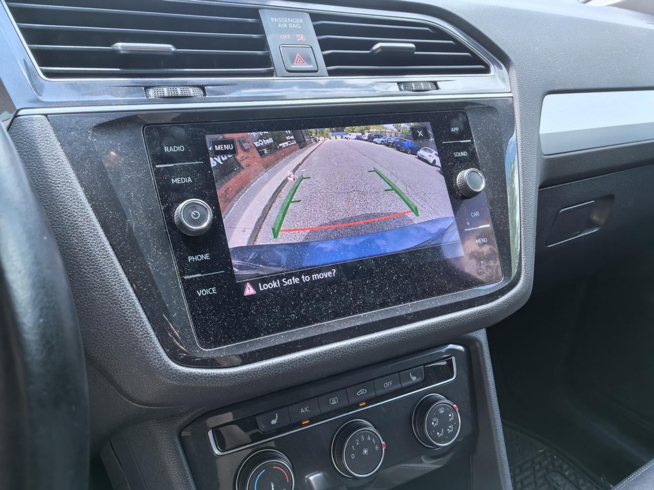 2018 Volkswagen Tiguan S Photo