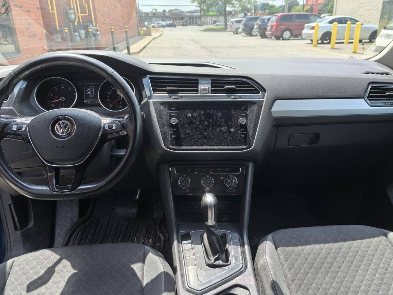 2018 Volkswagen Tiguan S Photo