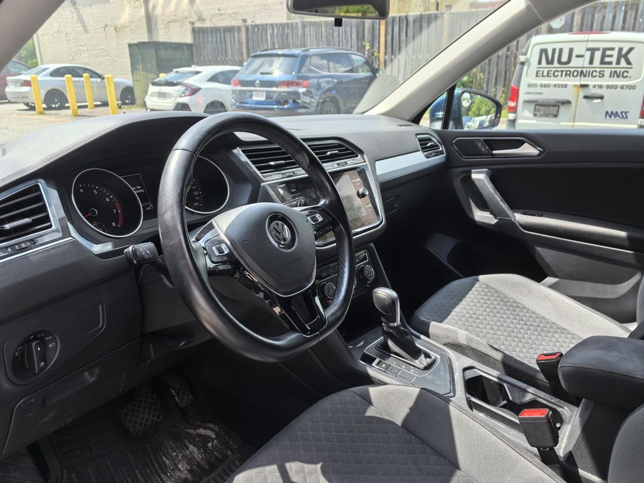 2018 Volkswagen Tiguan S Photo