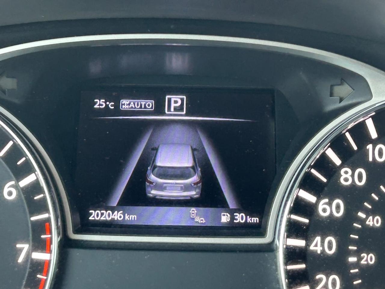 2016 Nissan Pathfinder SL Photo