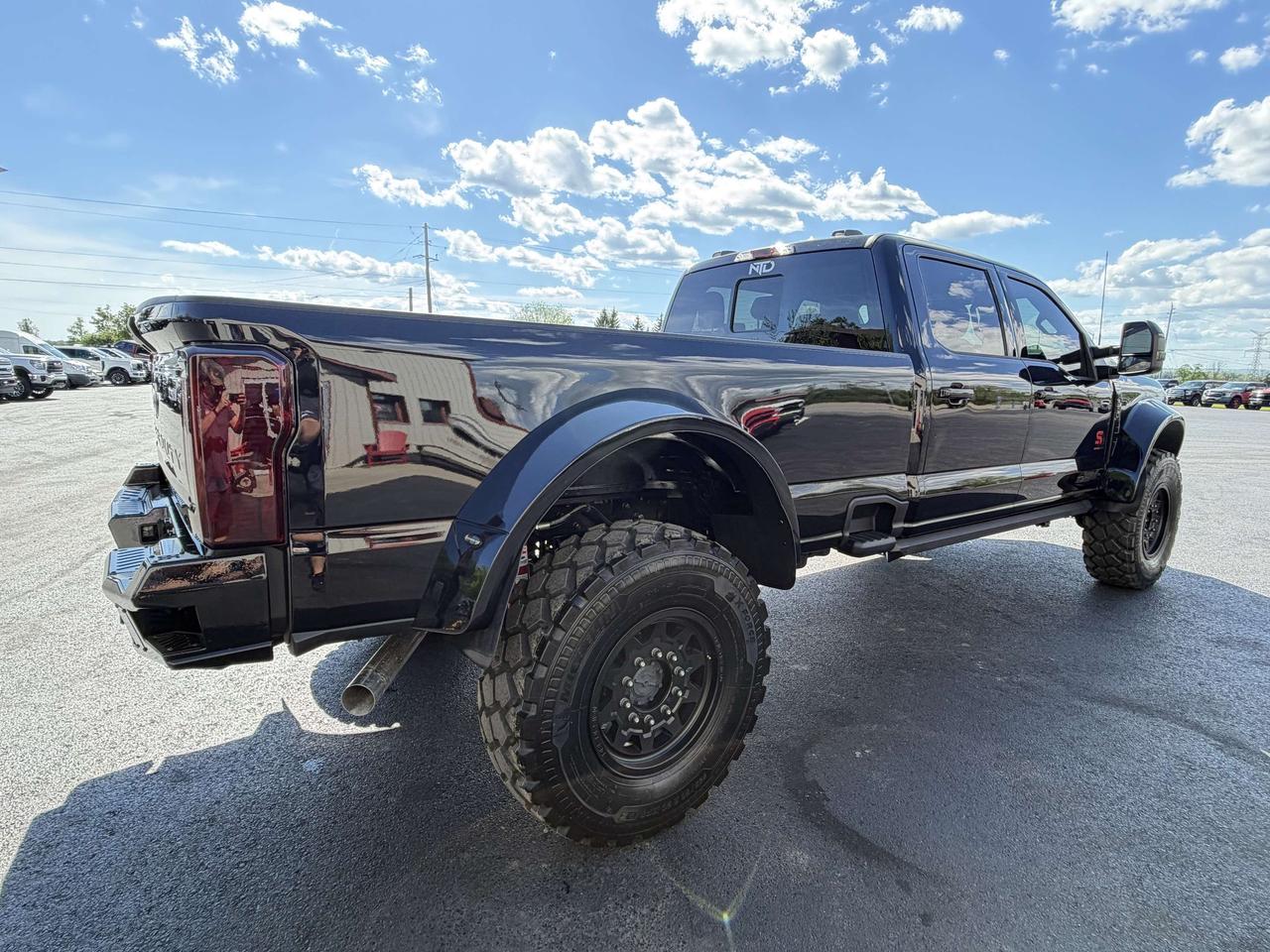 2025 Ford F-550 Super Duty LARIAT 4WD Crew Cab SEVERE DUTY Photo