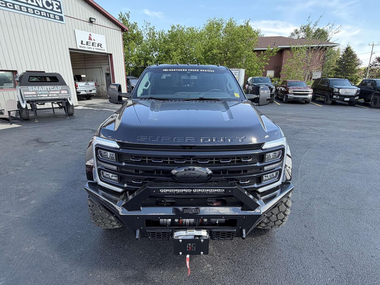 2025 Ford F-550 Super Duty LARIAT 4WD Crew Cab SEVERE DUTY Photo