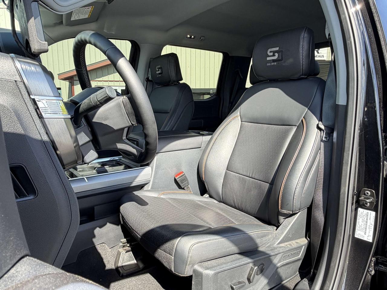 2025 Ford F-550 Super Duty LARIAT 4WD Crew Cab SEVERE DUTY Photo