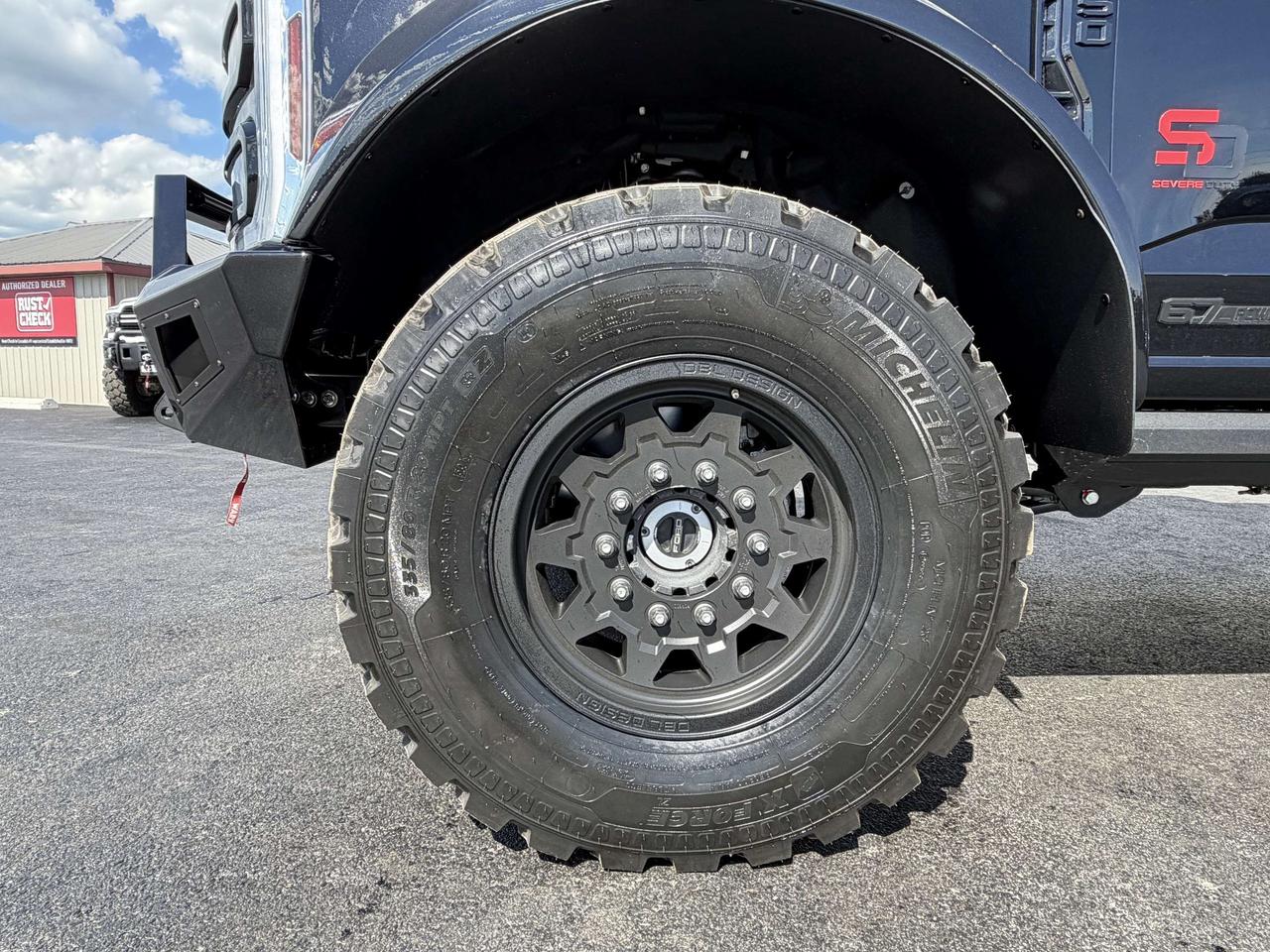 2025 Ford F-550 Super Duty LARIAT 4WD Crew Cab SEVERE DUTY Photo