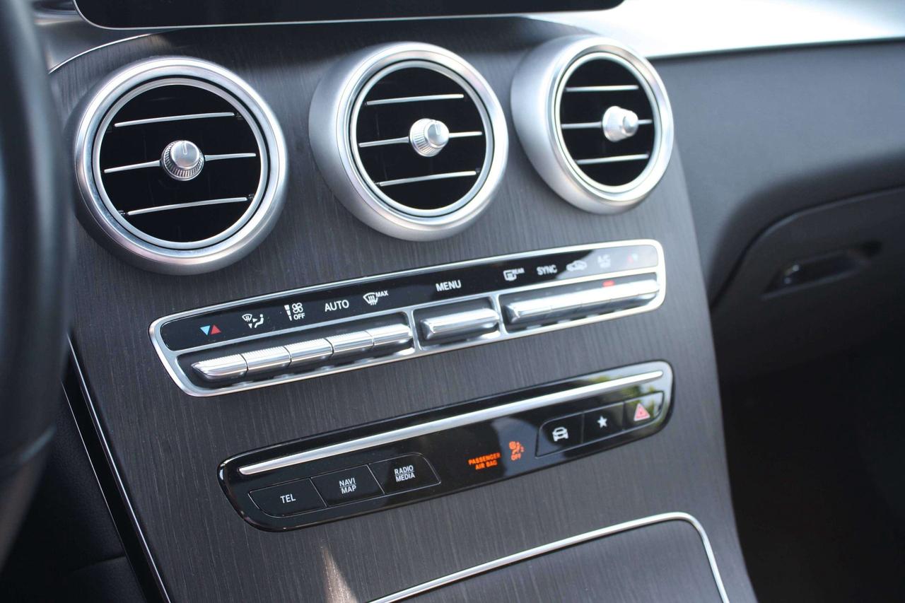 2022 Mercedes-Benz GLC 4MATIC® Photo
