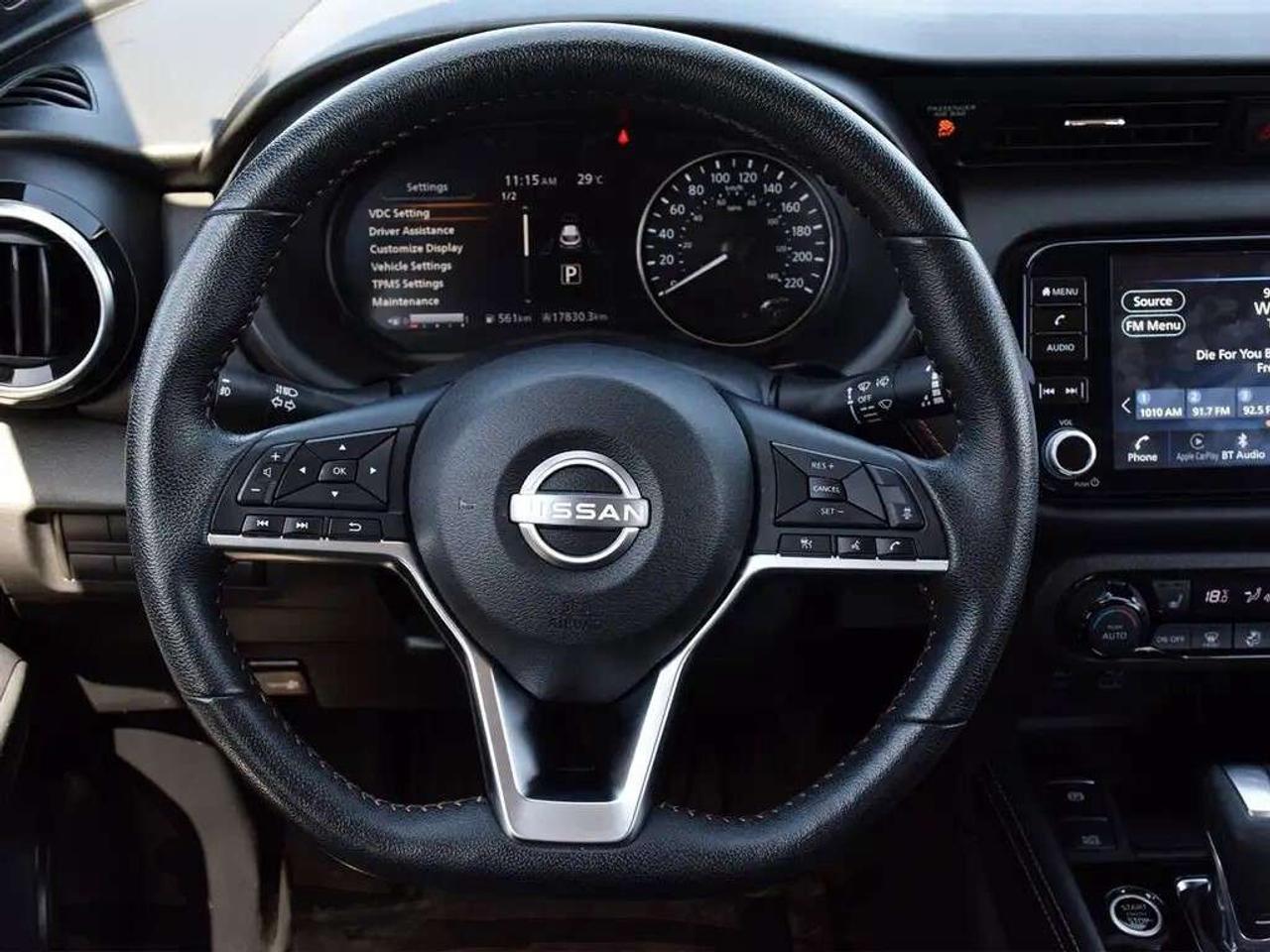 2024 Nissan Kicks SR ~Heated Leather ~Bluetooth ~Blind Spot ~Carplay Photo