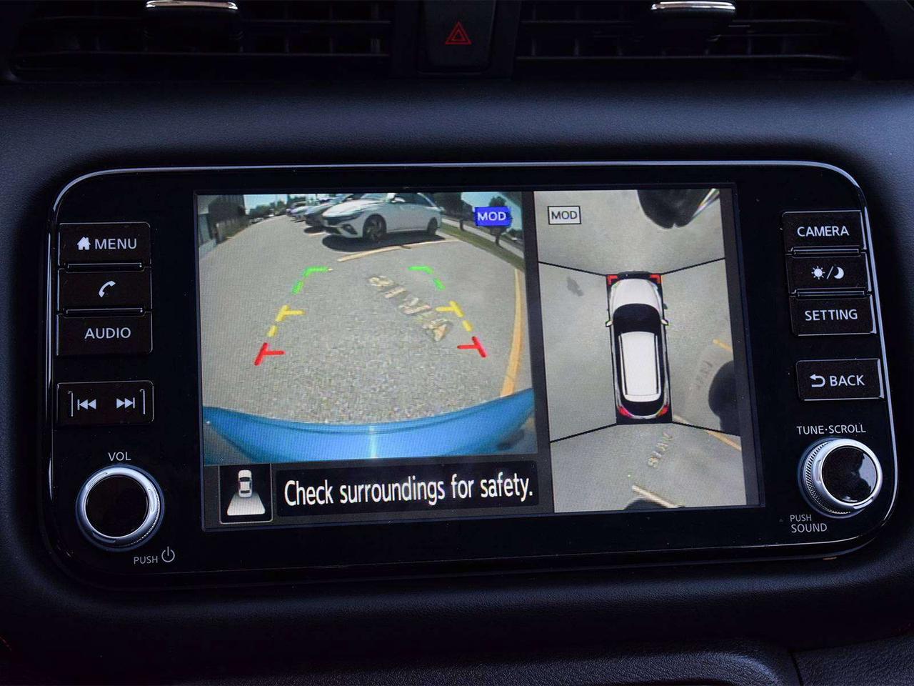 2024 Nissan Kicks SR ~Heated Leather ~Bluetooth ~Blind Spot ~Carplay Photo