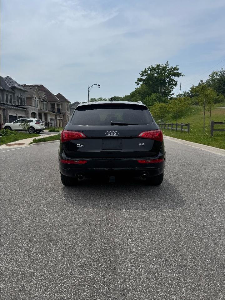2011 Audi Q5 audi Q5, 3.2L v6, quattro, navigation, panoramic s Photo
