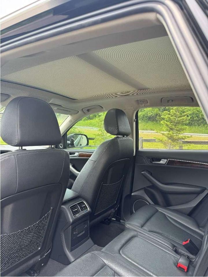 2011 Audi Q5 audi Q5, 3.2L v6, quattro, navigation, panoramic s Photo