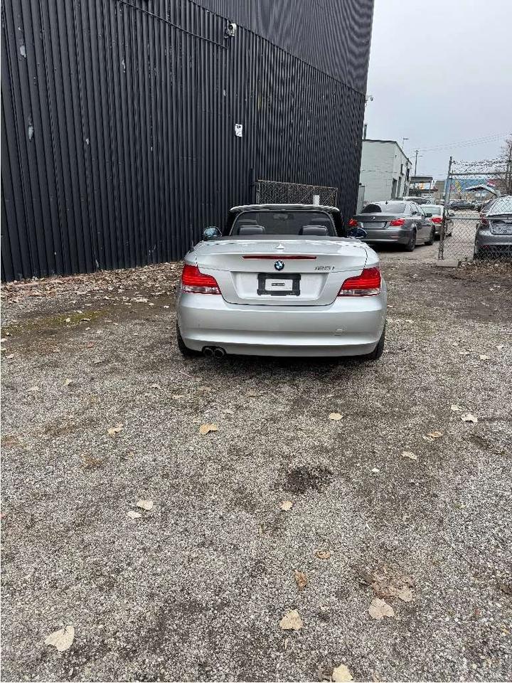 2009 BMW 1 Series BMW 128, cabriolet , automatic , 144km Photo