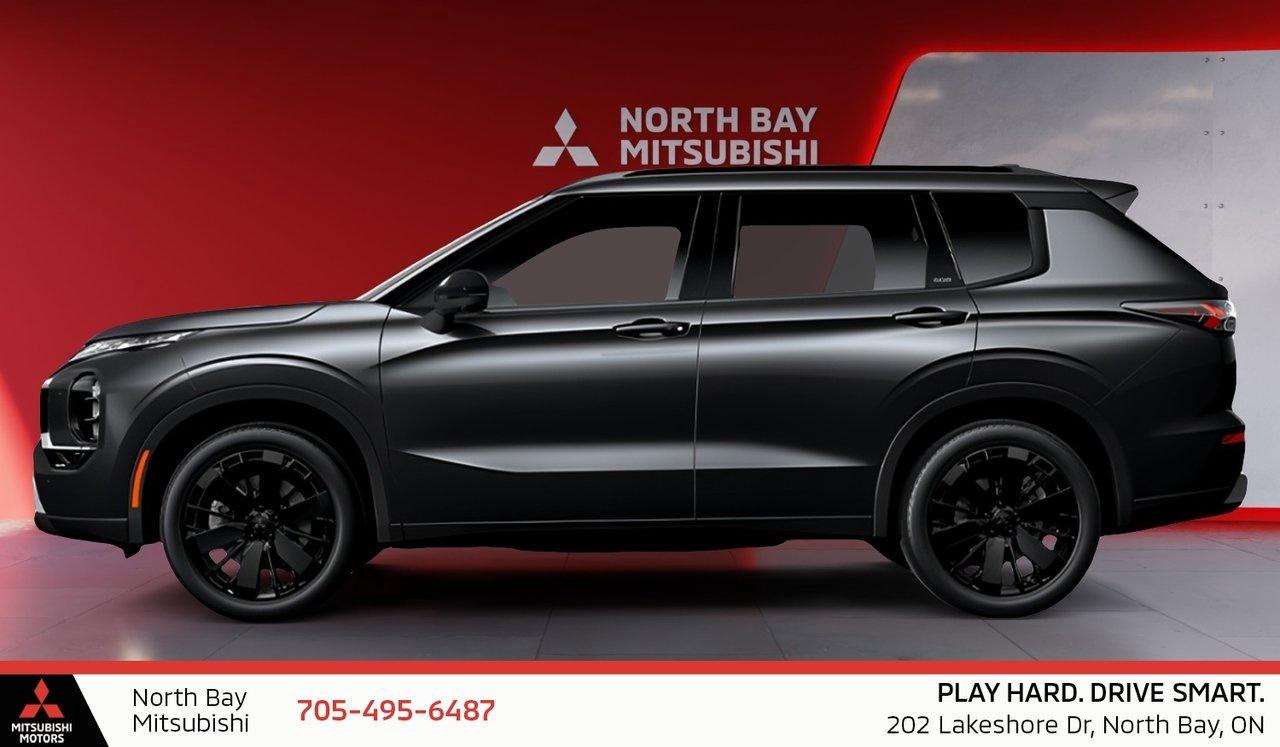 2026 Mitsubishi Outlander NOIR S-AWC Photo
