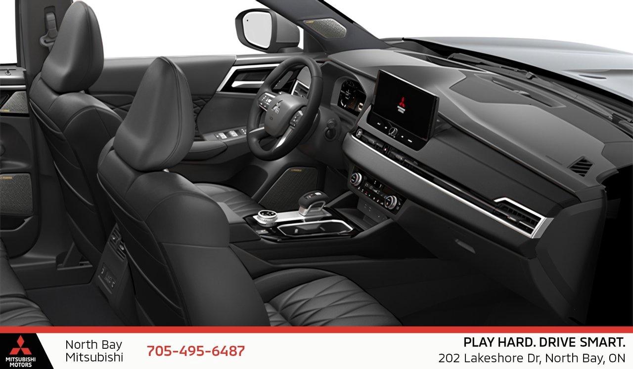 2026 Mitsubishi Outlander NOIR S-AWC Photo