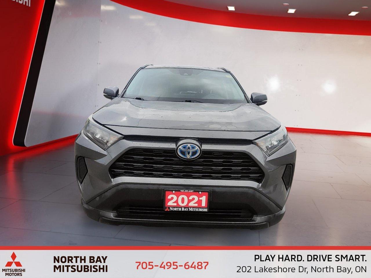 2021 Toyota RAV4 Hybrid LE Photo5