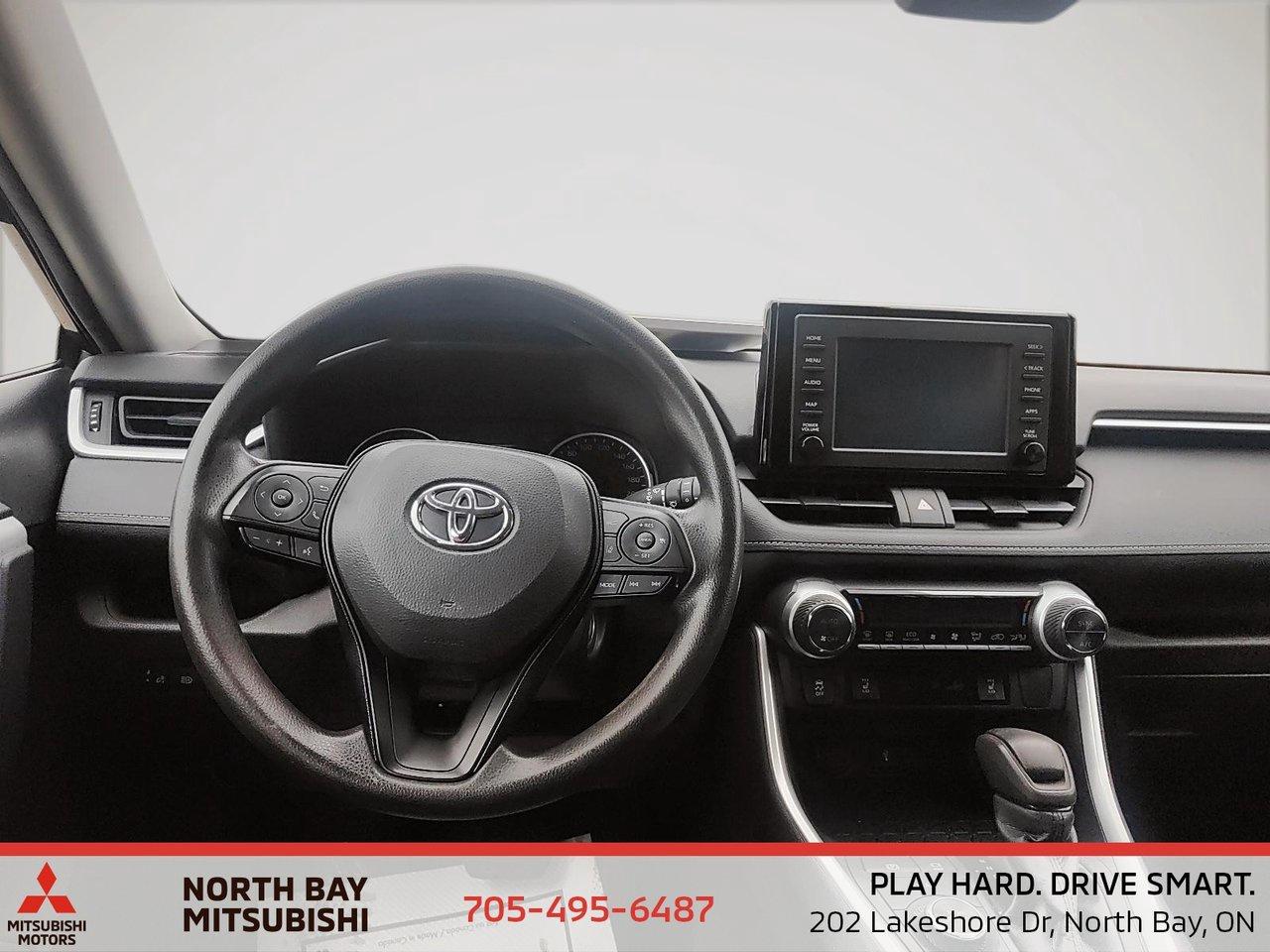 2021 Toyota RAV4 Hybrid LE Photo