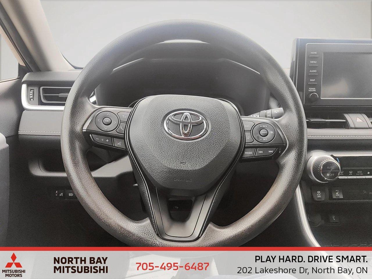 2021 Toyota RAV4 Hybrid LE Photo