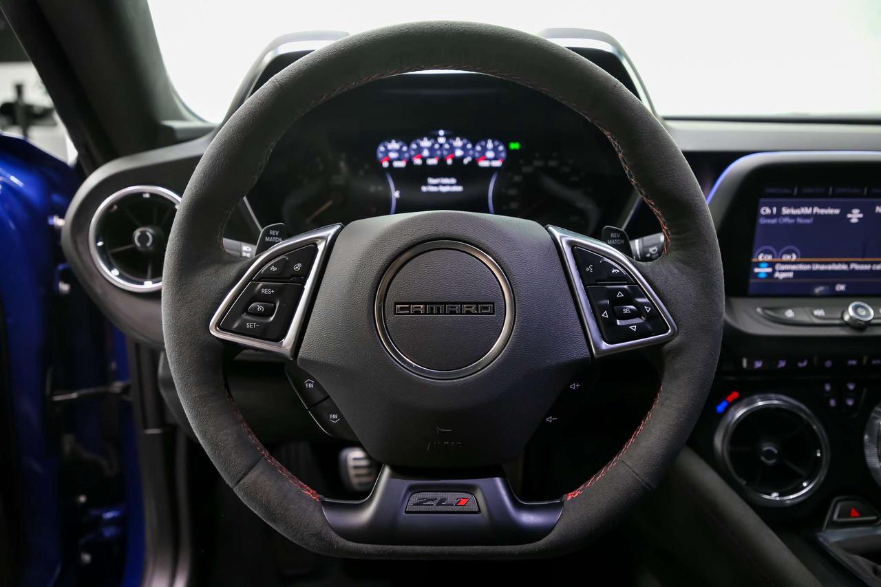 2021 Chevrolet Camaro ZL1 COUPE MANUAL 650HP NOACDNT LOWKM MAGNETCRIDE Photo