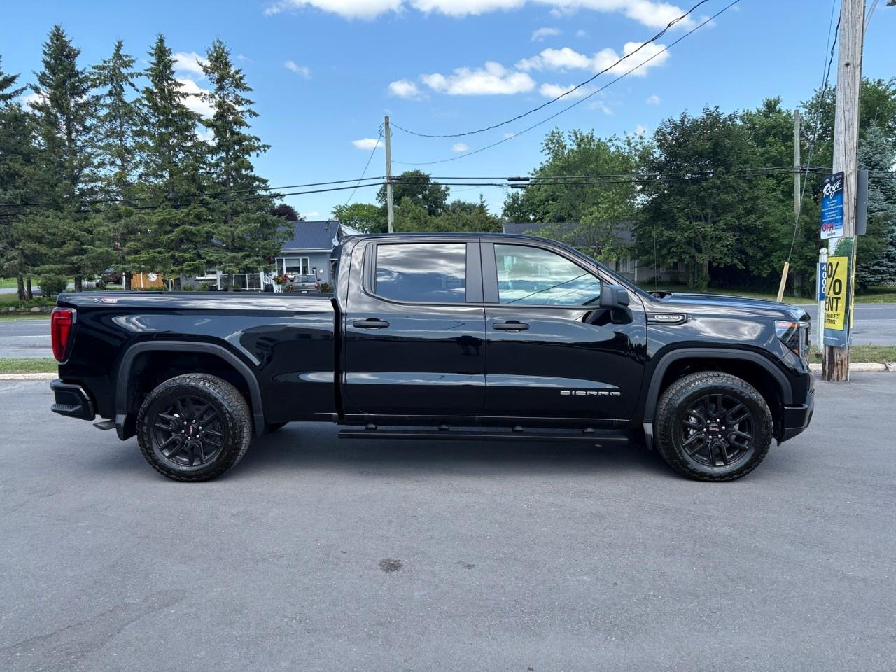 2026 GMC Sierra 1500 Crew Cab Standard Box 4-Wheel Drive Pro Photo