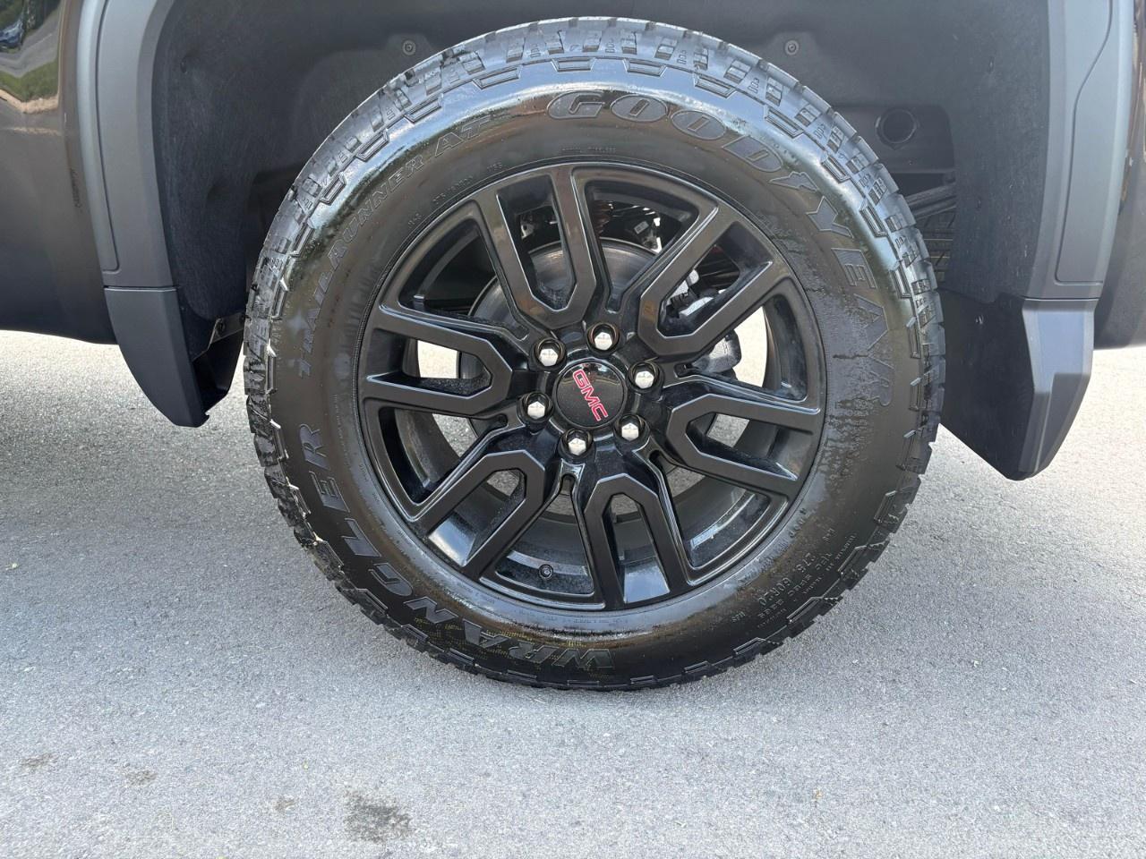 2026 GMC Sierra 1500 Crew Cab Standard Box 4-Wheel Drive Pro Photo