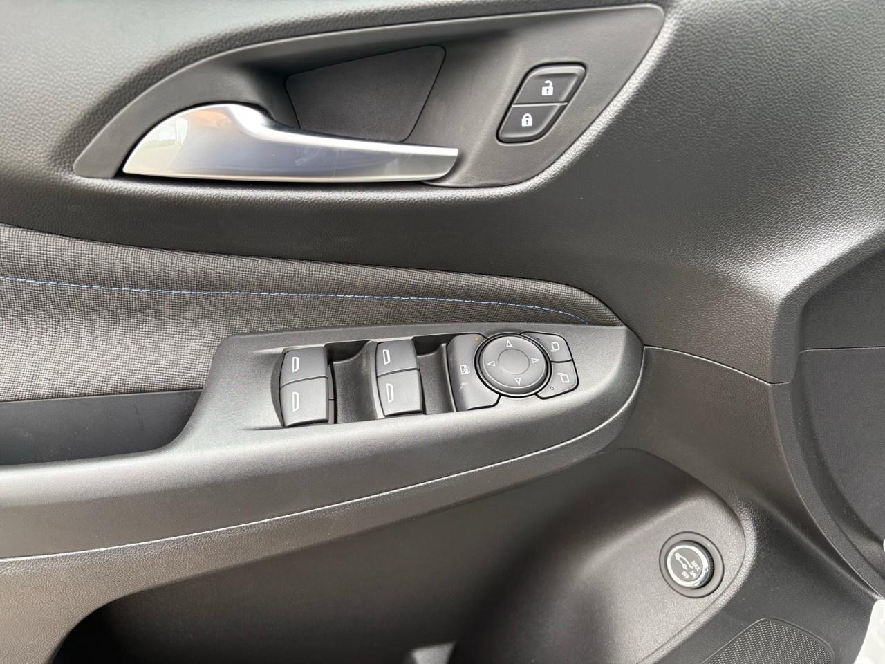2026 Buick Envista FWD 4dr Sport Touring Photo