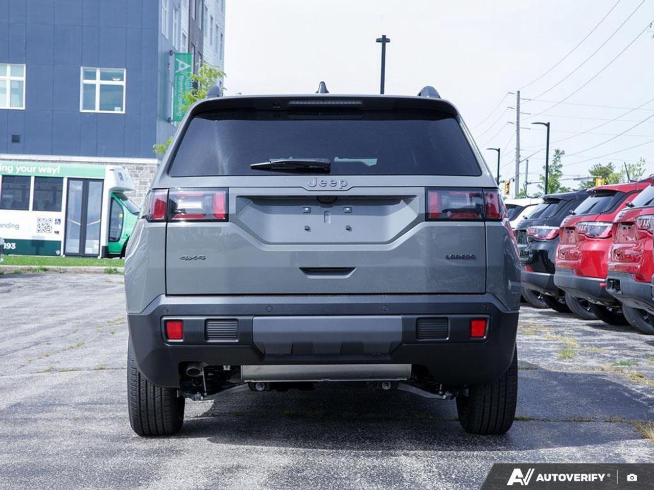 2026 Jeep Cherokee Laredo/Limited 4dr 4x4 Photo
