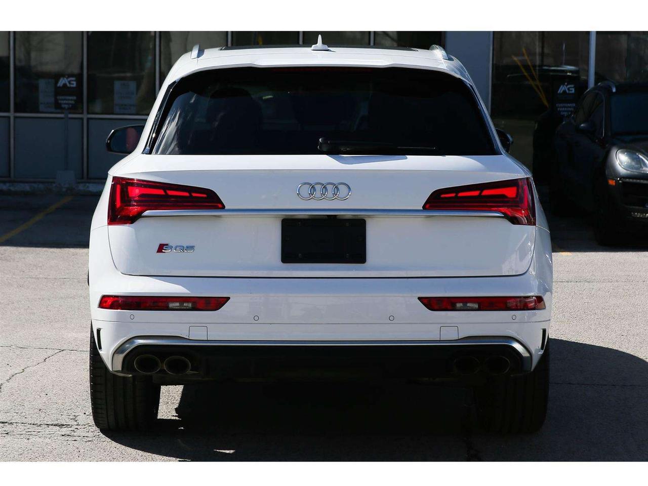 2024 Audi SQ5 3.0T Progressiv Quattro   Panoramic Roof   21'' Mu Photo
