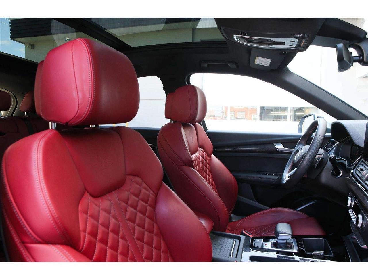 2024 Audi SQ5 3.0T Progressiv Quattro   Panoramic Roof   21'' Mu Photo