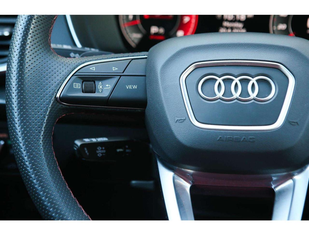 2024 Audi SQ5 3.0T Progressiv Quattro   Panoramic Roof   21'' Mu Photo