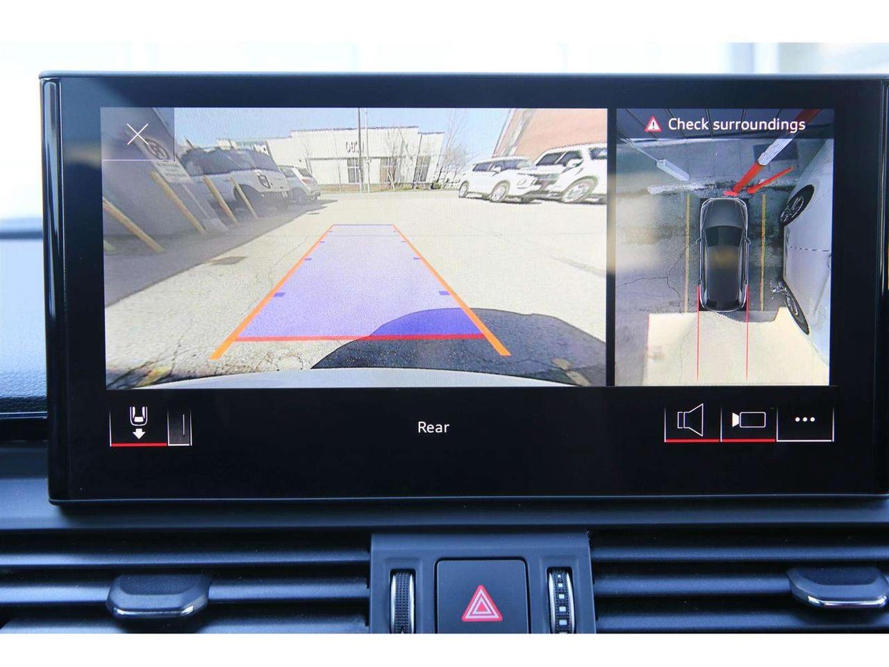 2024 Audi SQ5 3.0T Progressiv Quattro   Panoramic Roof   21'' Mu Photo