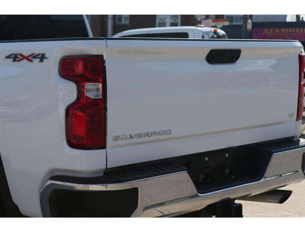 2025 Chevrolet Silverado 2500 LT Crew Cab Long Box 4X4   10 Speed Allison Transm Photo