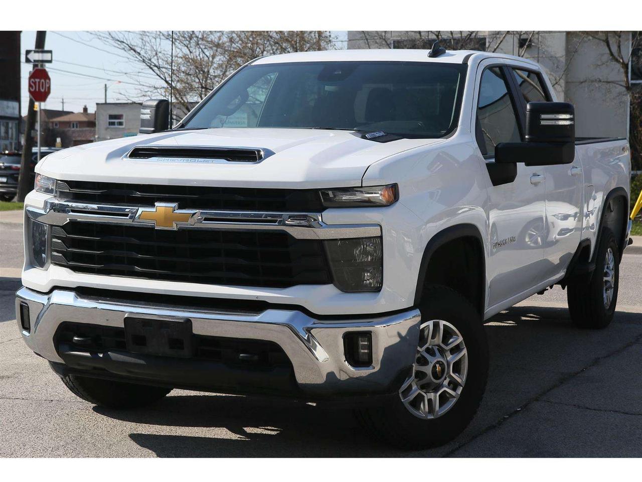 2025 Chevrolet Silverado 2500 LT Crew Cab Long Box 4WD   10-Speed Allison Transm Photo