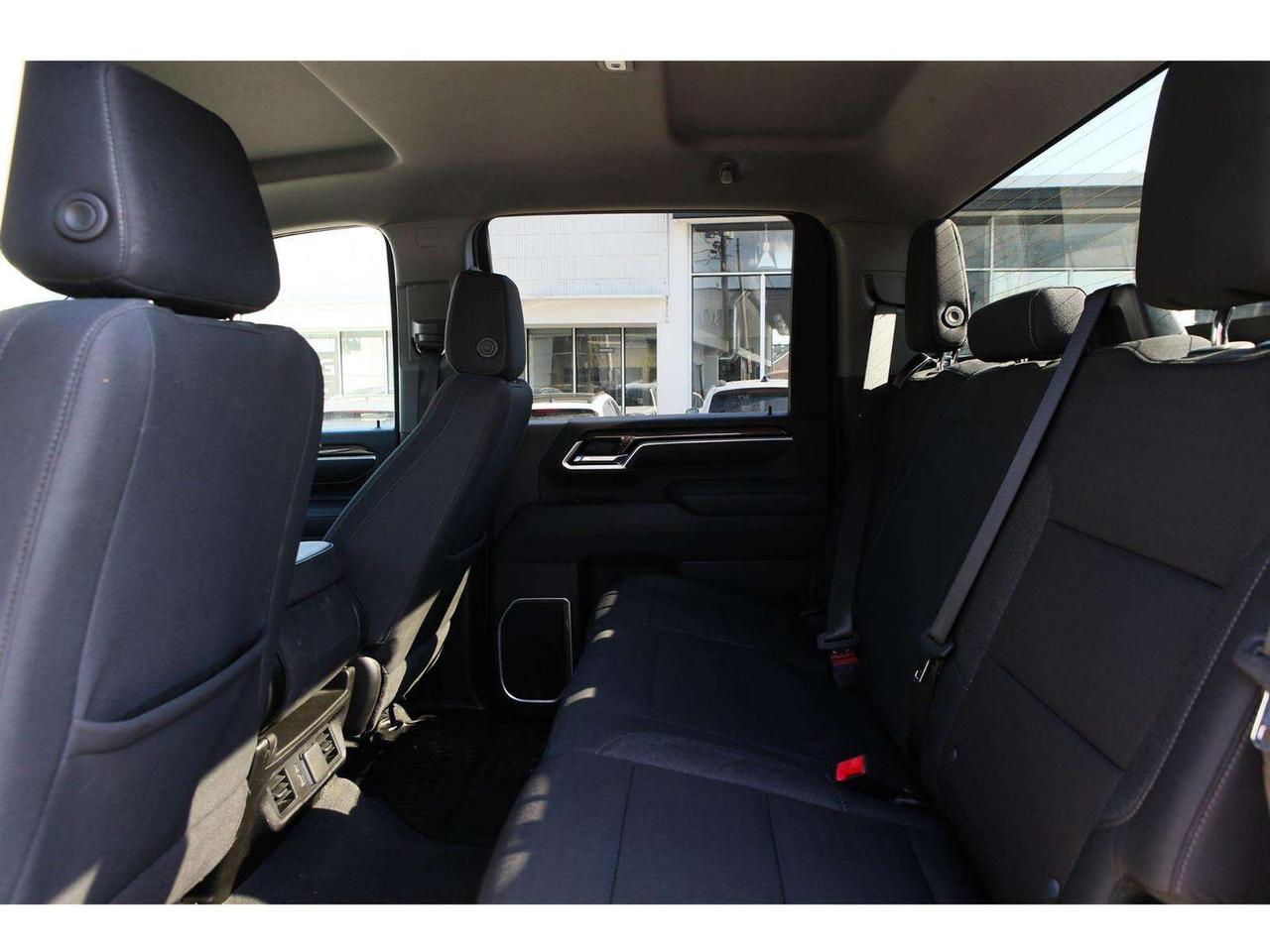 2025 Chevrolet Silverado 2500 LT Crew Cab Long Box 4WD   10-Speed Allison Transm Photo