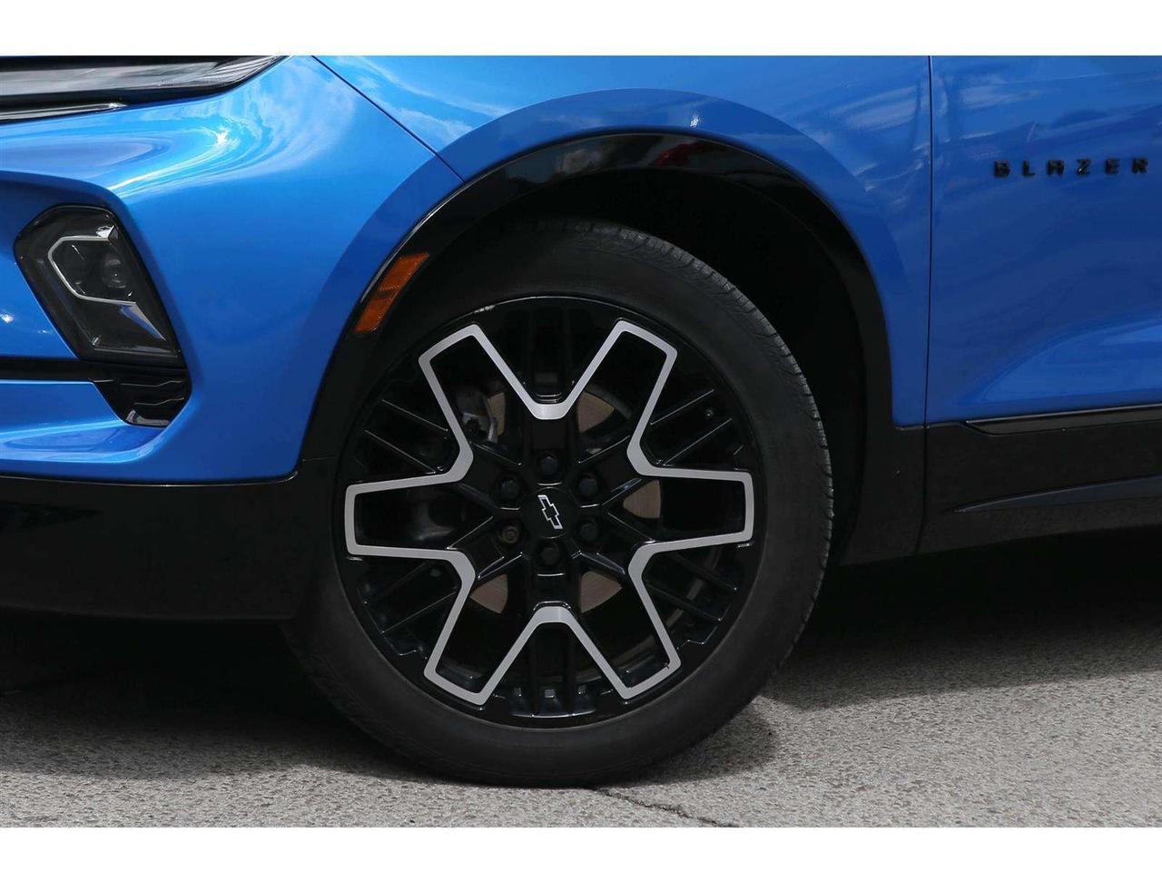 2024 Chevrolet Blazer RS AWD 3.6L V6   RS Sport Trim   21'' Whls   Adapt Photo