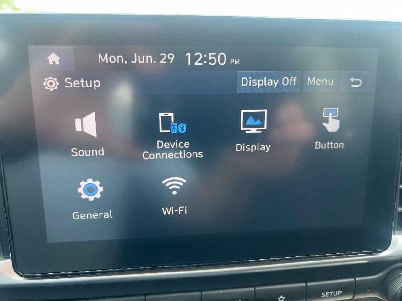 2024 Hyundai Venue Preferred IVT *HEATED SEATS *CLEAN CARFAX *BKP CAM Photo