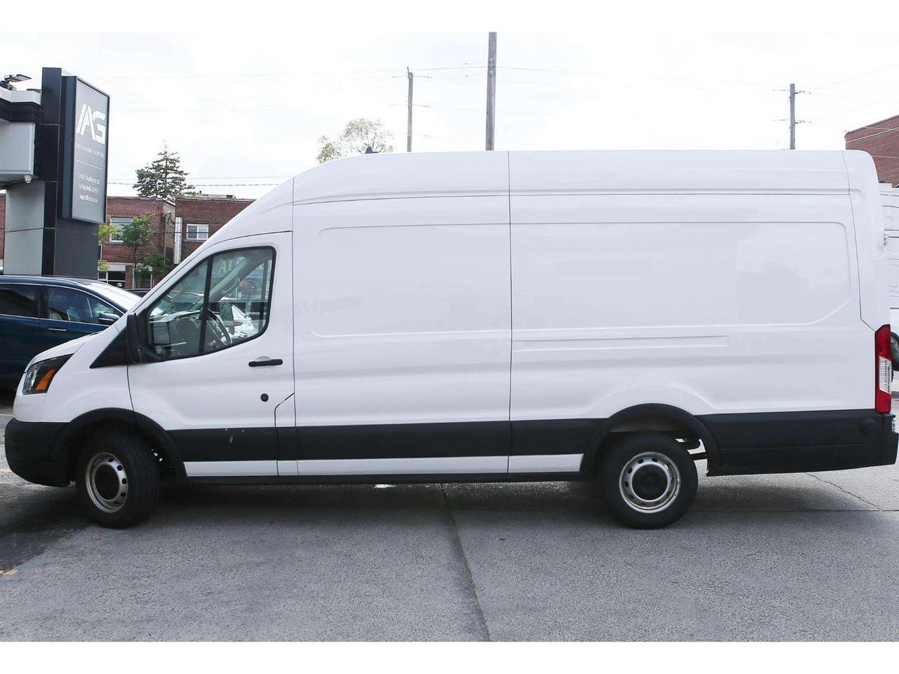 2024 Ford Transit 250 Van High Roof  148-in. WB Photo3