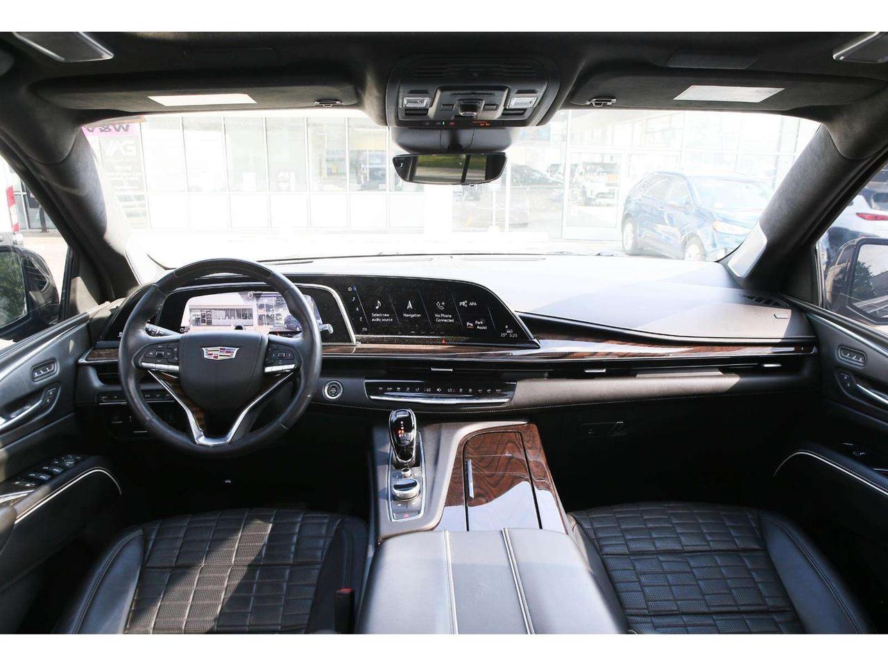 2022 Cadillac Escalade Sport Platinum AWD   Super Cruise   6.2L V8   Hand Photo