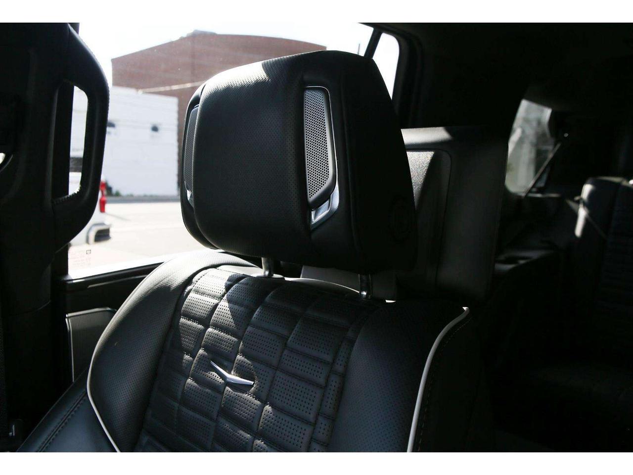 2022 Cadillac Escalade Sport Platinum AWD   Super Cruise   6.2L V8   Hand Photo