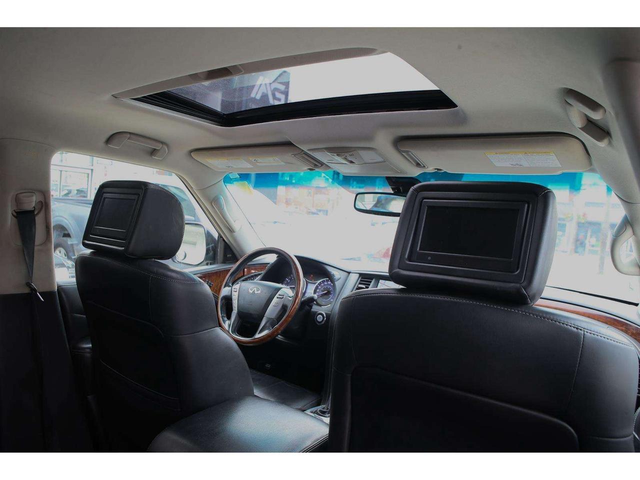 2017 Infiniti QX80 Luxury SUV 4WD   7 Passenger   Navigation   360 Ca Photo