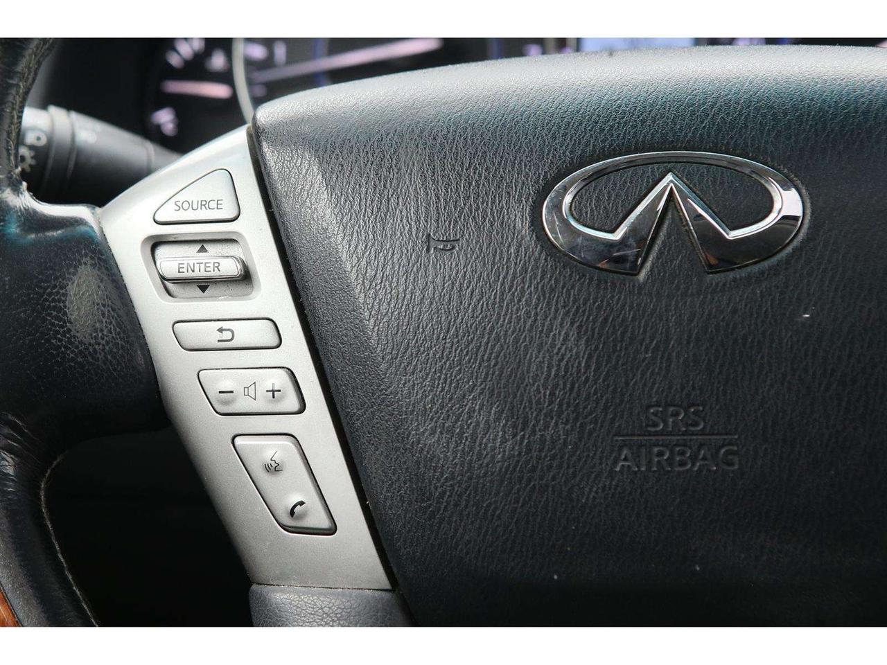 2017 Infiniti QX80 Luxury SUV 4WD   7 Passenger   Navigation   360 Ca Photo