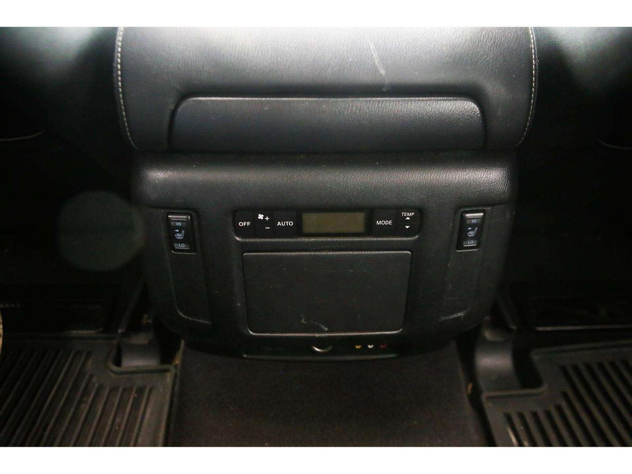 2017 Infiniti QX80 Luxury SUV 4WD   7 Passenger   Navigation   360 Ca Photo