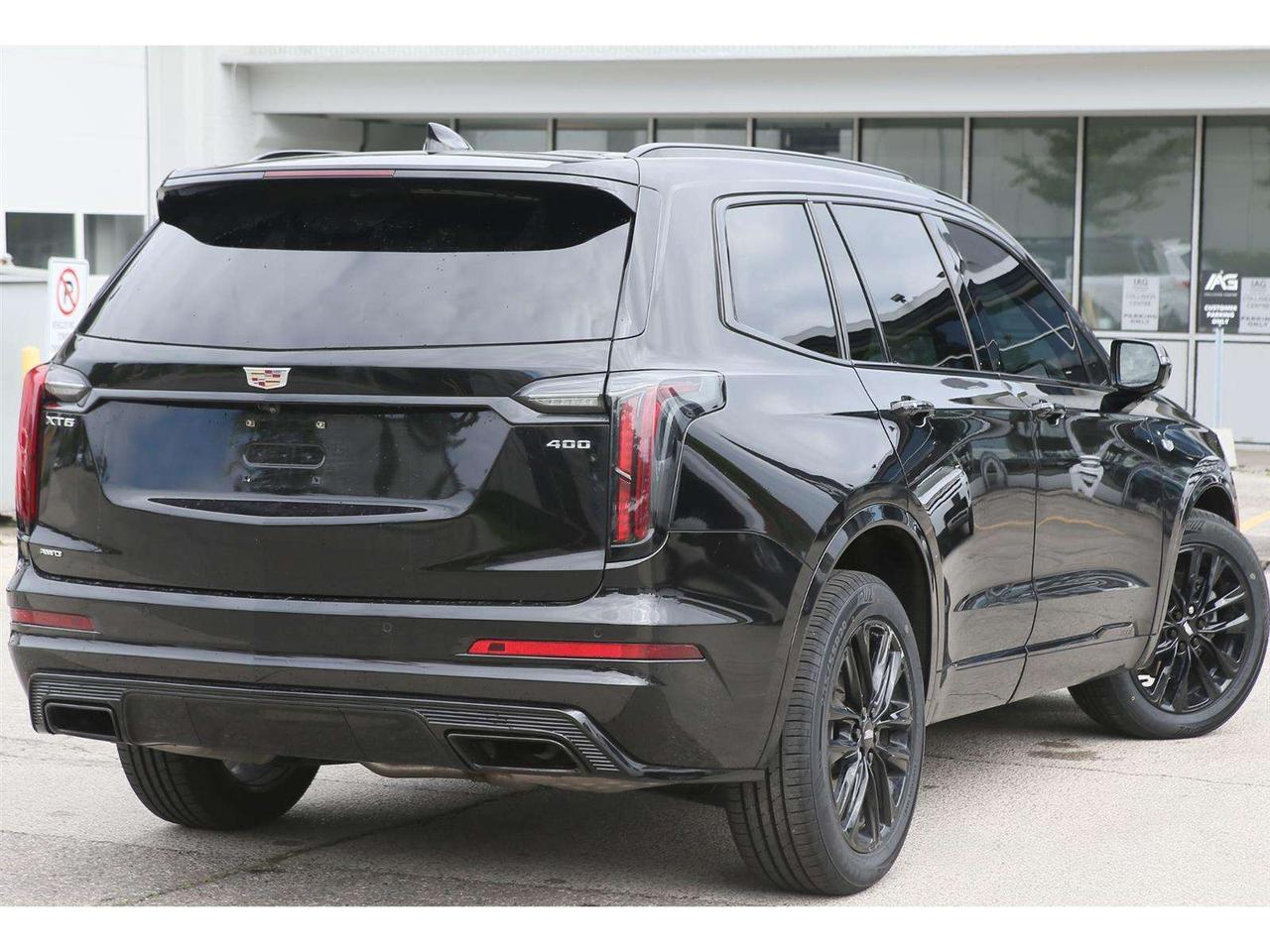 2021 Cadillac XT6 Platinum Sport AWD   6-Passenger   V6 Power   Pano Photo