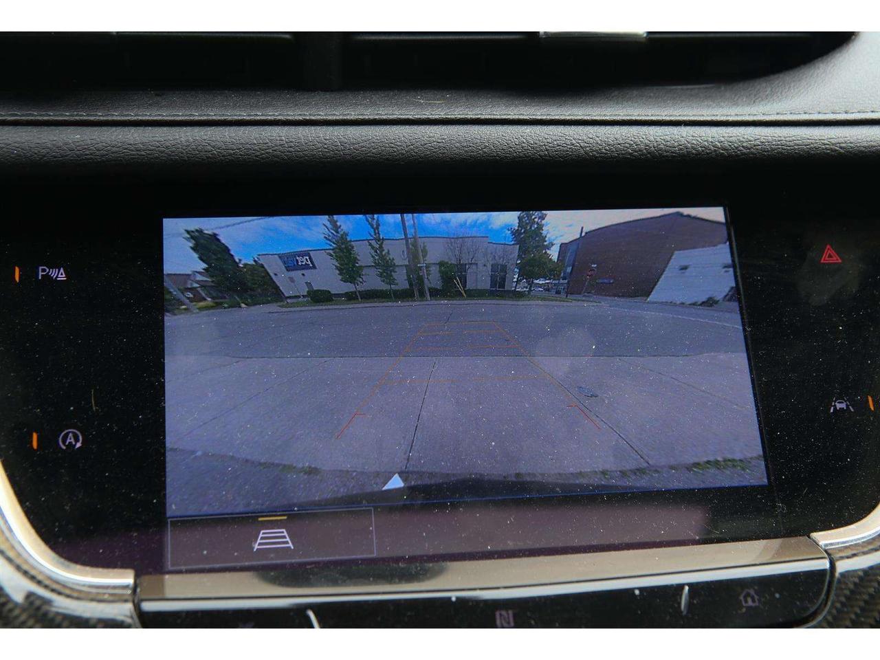 2021 Cadillac XT6 Platinum Sport AWD   6-Passenger   V6 Power   Pano Photo